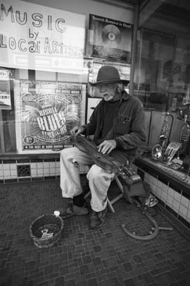 Bisbee street musician